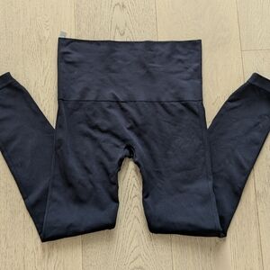 Spanx sz lg seamless shaping high rise leggings 'look at me now' black